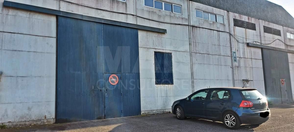 Warehouse - Excellent location